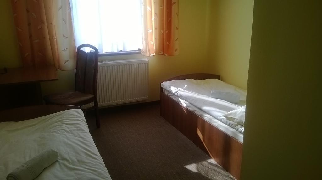 Hostel Milosz Grabowiec  Habitación foto