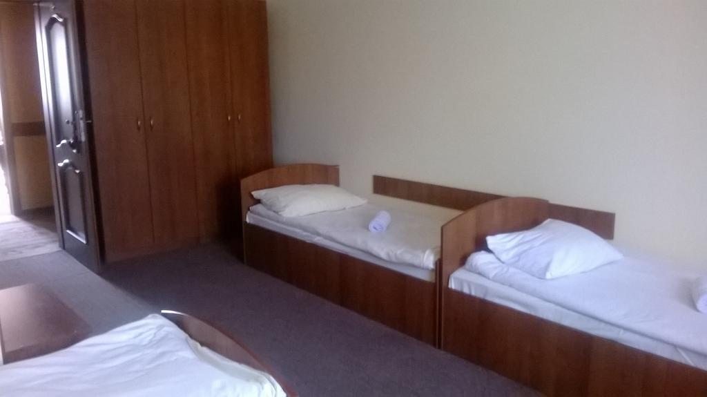 Hostel Milosz Grabowiec  Habitación foto
