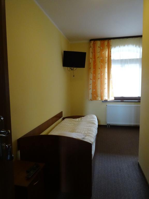 Hostel Milosz Grabowiec  Habitación foto