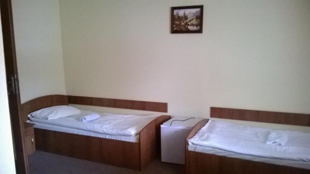 Hostel Milosz Grabowiec  Habitación foto
